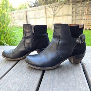 Pikolinos black ankle boot size 38
